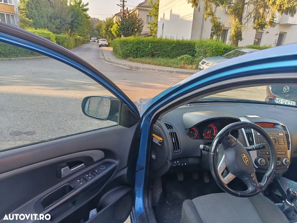 Kia Ceed - 5