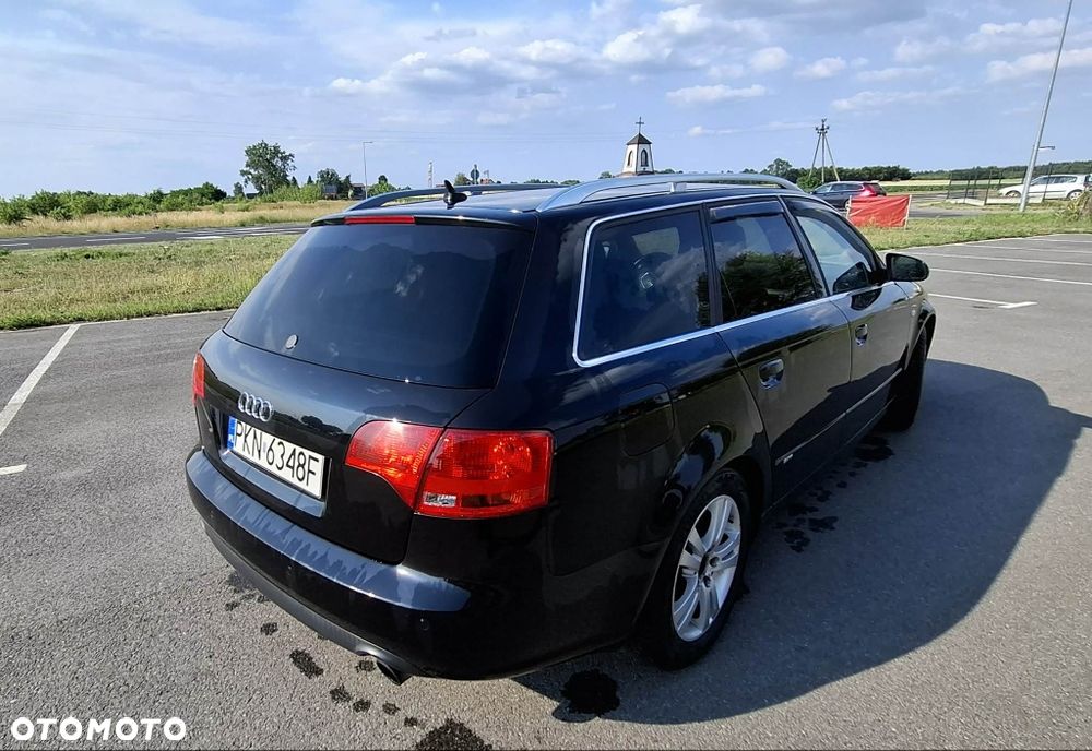 Audi A4 Avant - 4