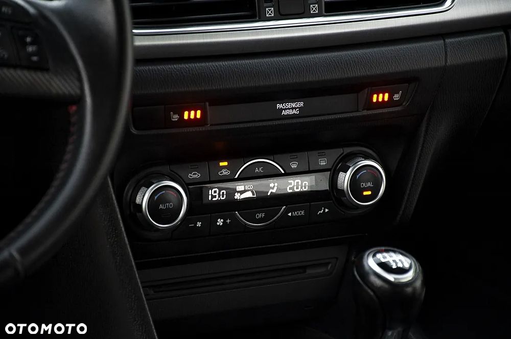 Mazda 3 SKYACTIV-G 120 Urban Limited - 27
