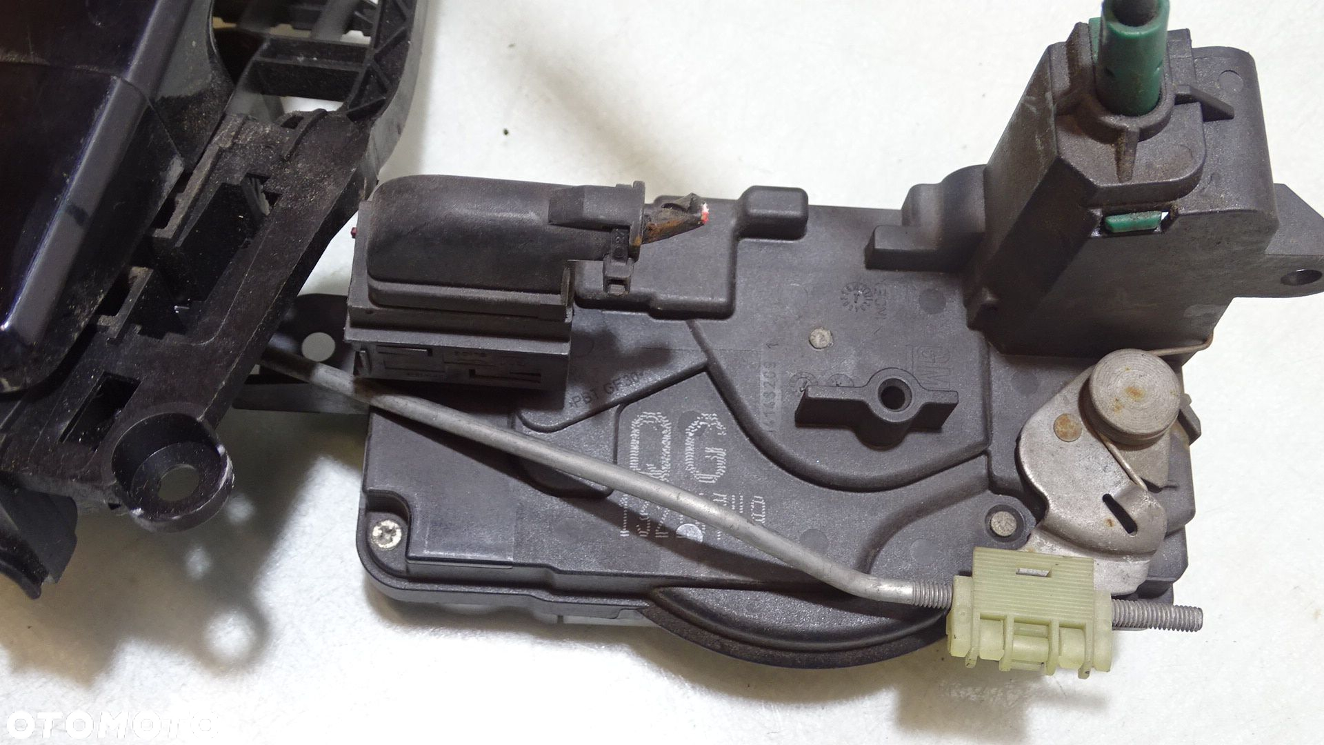 ZAMEK PRAWY PRZÓD DRZWI + KLAMKA OPEL ASTRA H 1.9CDTI OPC 13210749 - 4