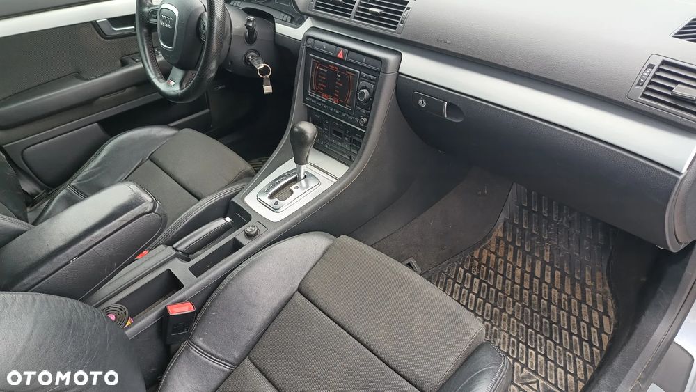 Audi A4 Avant 2.0 TDI DPF multitronic - 4