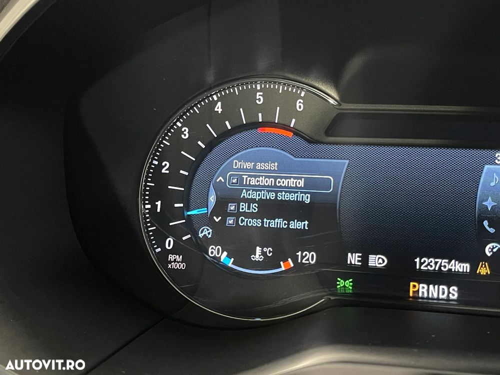 Ford Edge 2.0 TDCi Bi-Turbo 4x4 ST-LINE - 32