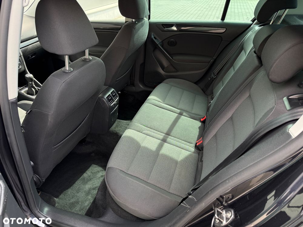 Volkswagen Golf 2.0 TDI Comfortline - 22