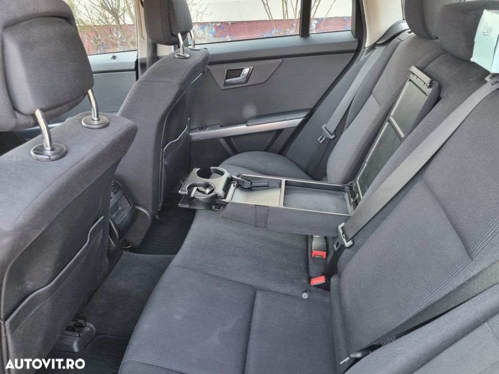 Mercedes-Benz GLK 220 CDI DPF 4Matic BlueEFFICIENCY 7G-TRONIC - 16