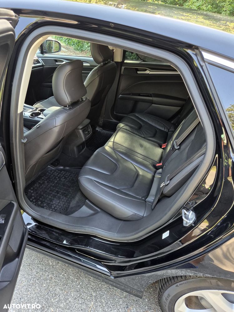 Ford Mondeo 2.0 TDCI PowerShift Titanium - 11