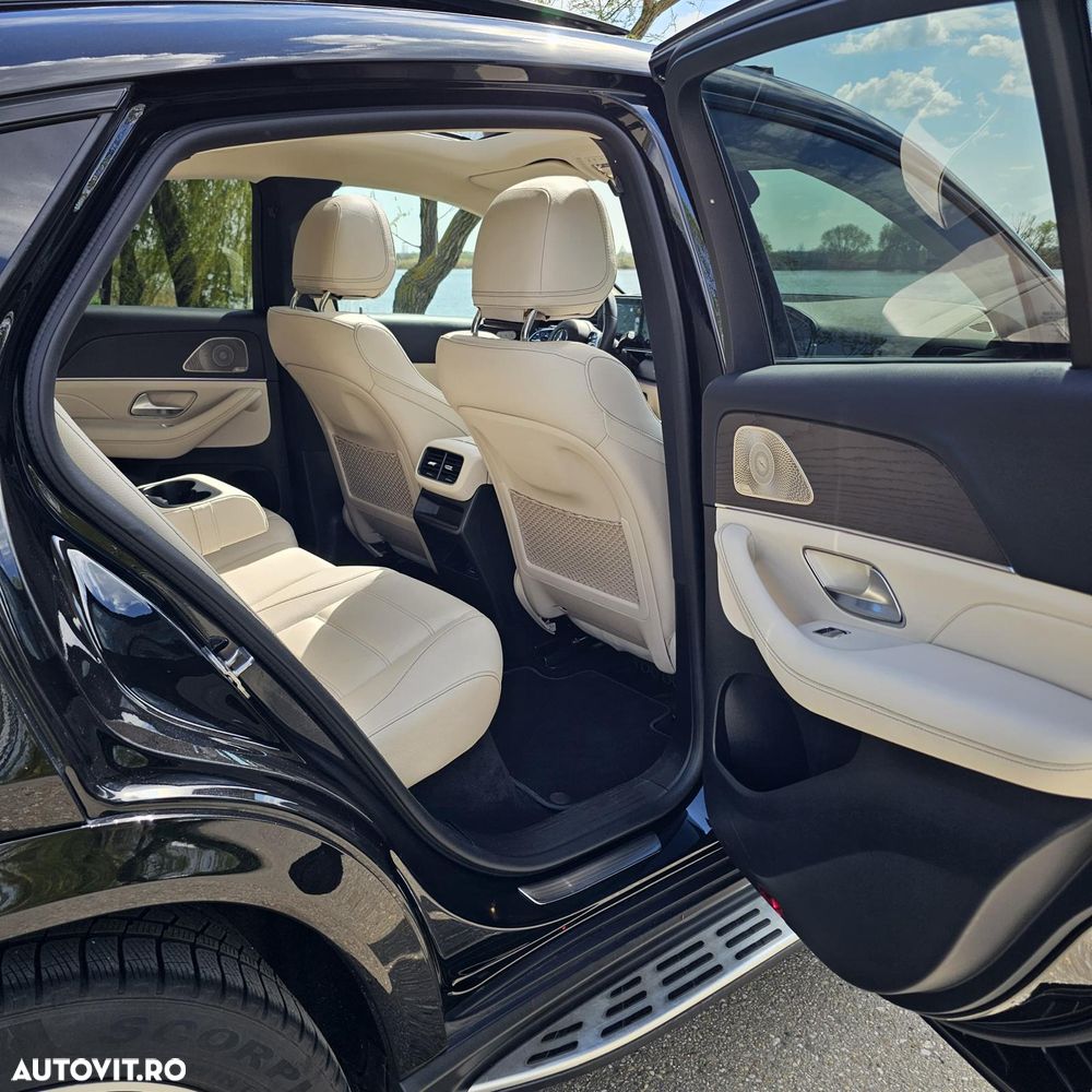 Mercedes-Benz GLE - 32