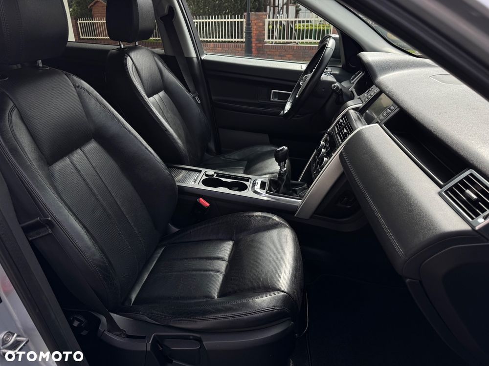 Land Rover Discovery Sport TD4 HSE Luxury - 19