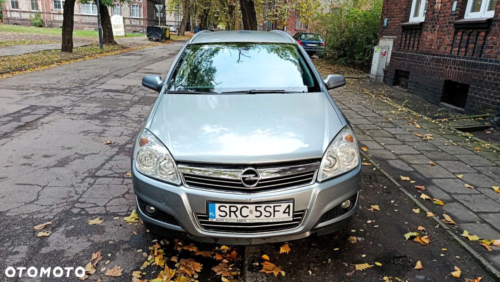 2008 Opel Astra, photograph 2