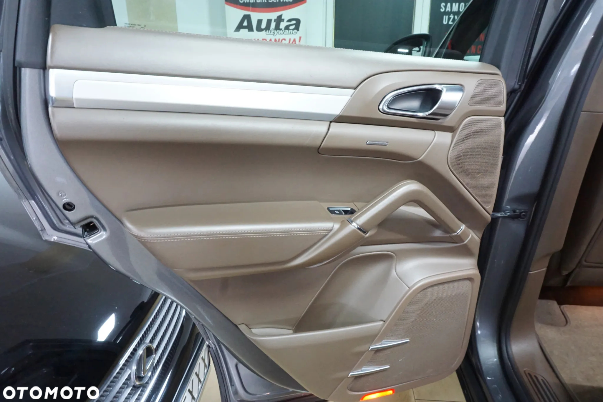 Porsche Cayenne Diesel Platinum Edition - 19