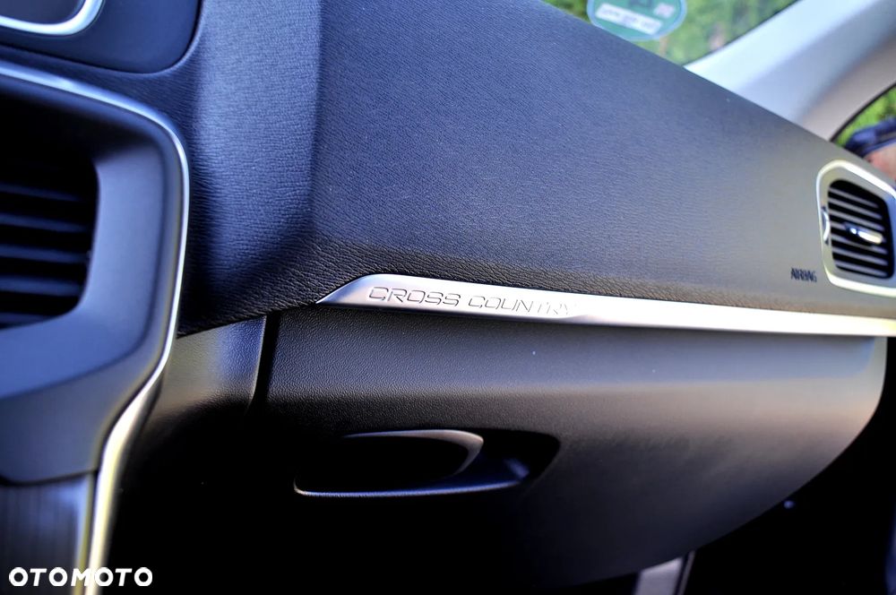 Volvo V40 D4 Geartronic You - 33