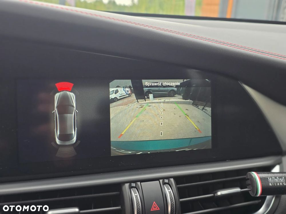 Alfa Romeo Giulia 2.0 Turbo Tributo Italiano Q4 - 36