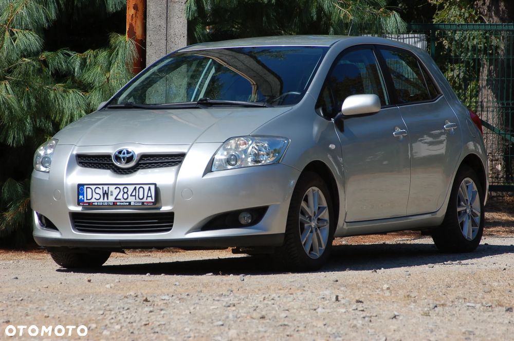 Toyota Auris 1.33 VVT-i Premium - 1