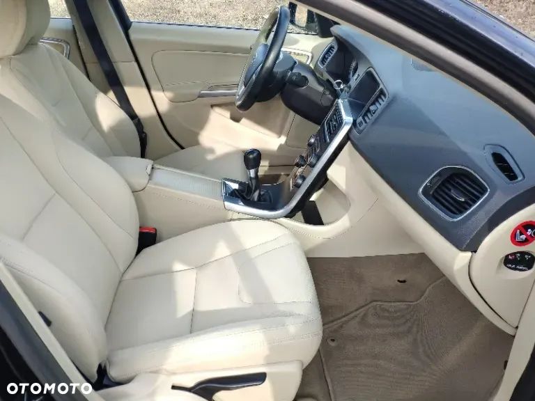 Volvo S60 D3 - 3
