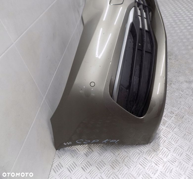 BMW G30 G31 ZDERZAK PRZÓD PRZEDNI 4PDC C2P - 4