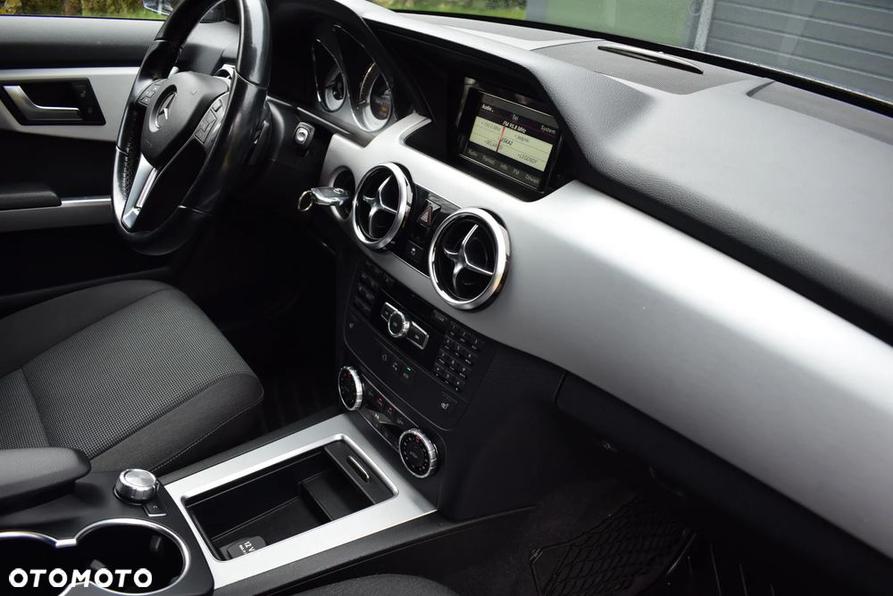 Mercedes-Benz GLK - 29