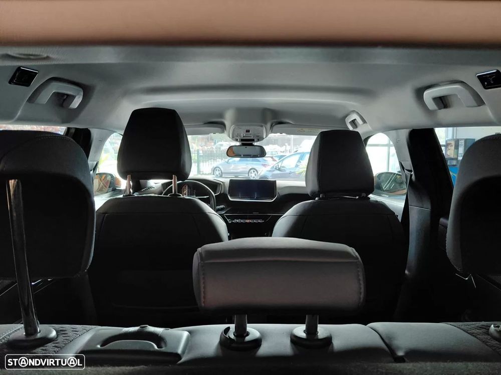 Peugeot e-2008 50 kWh Allure Pack - 9