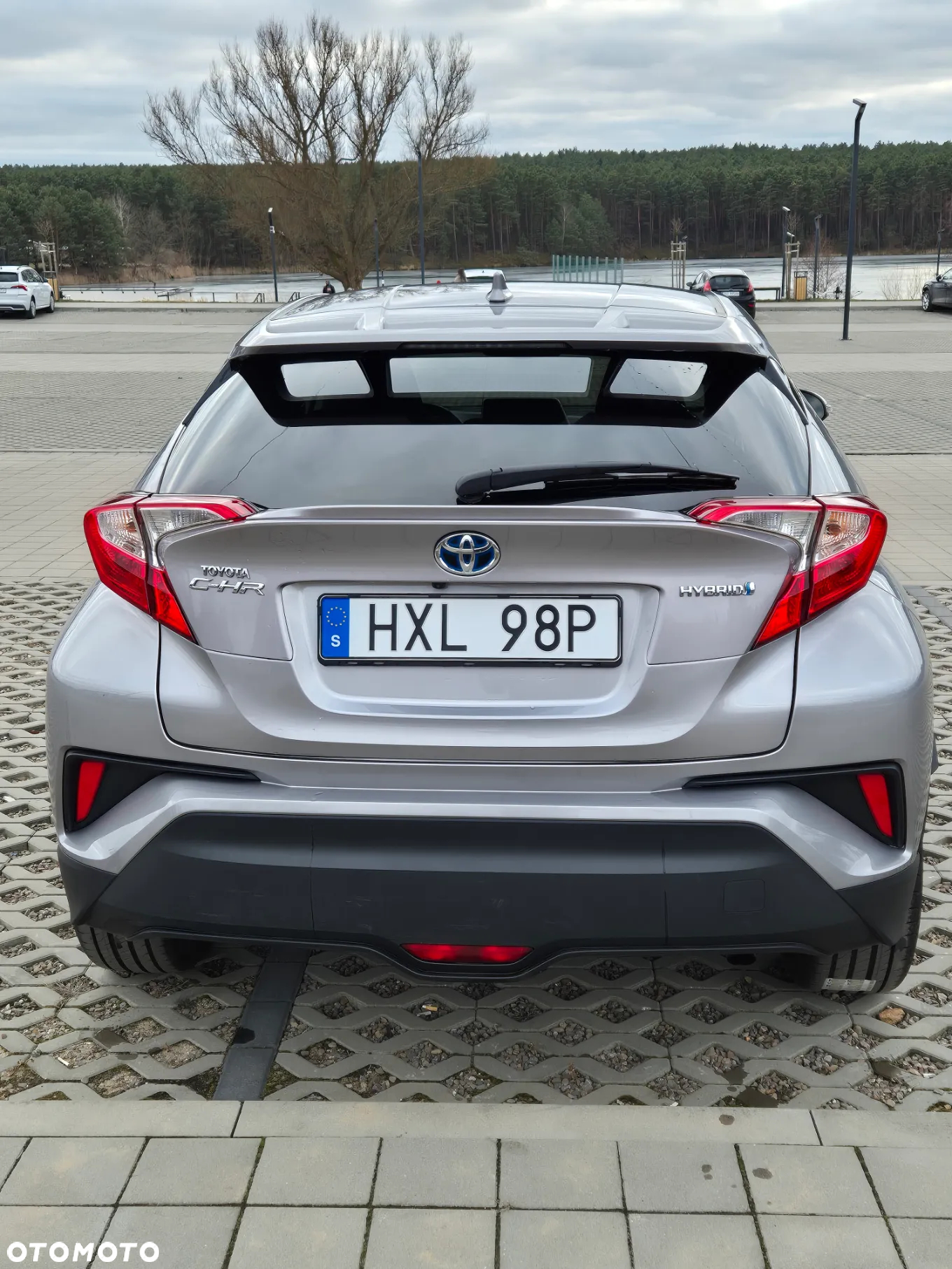 Toyota C-HR ver-1-8-hybrid-executive - 6