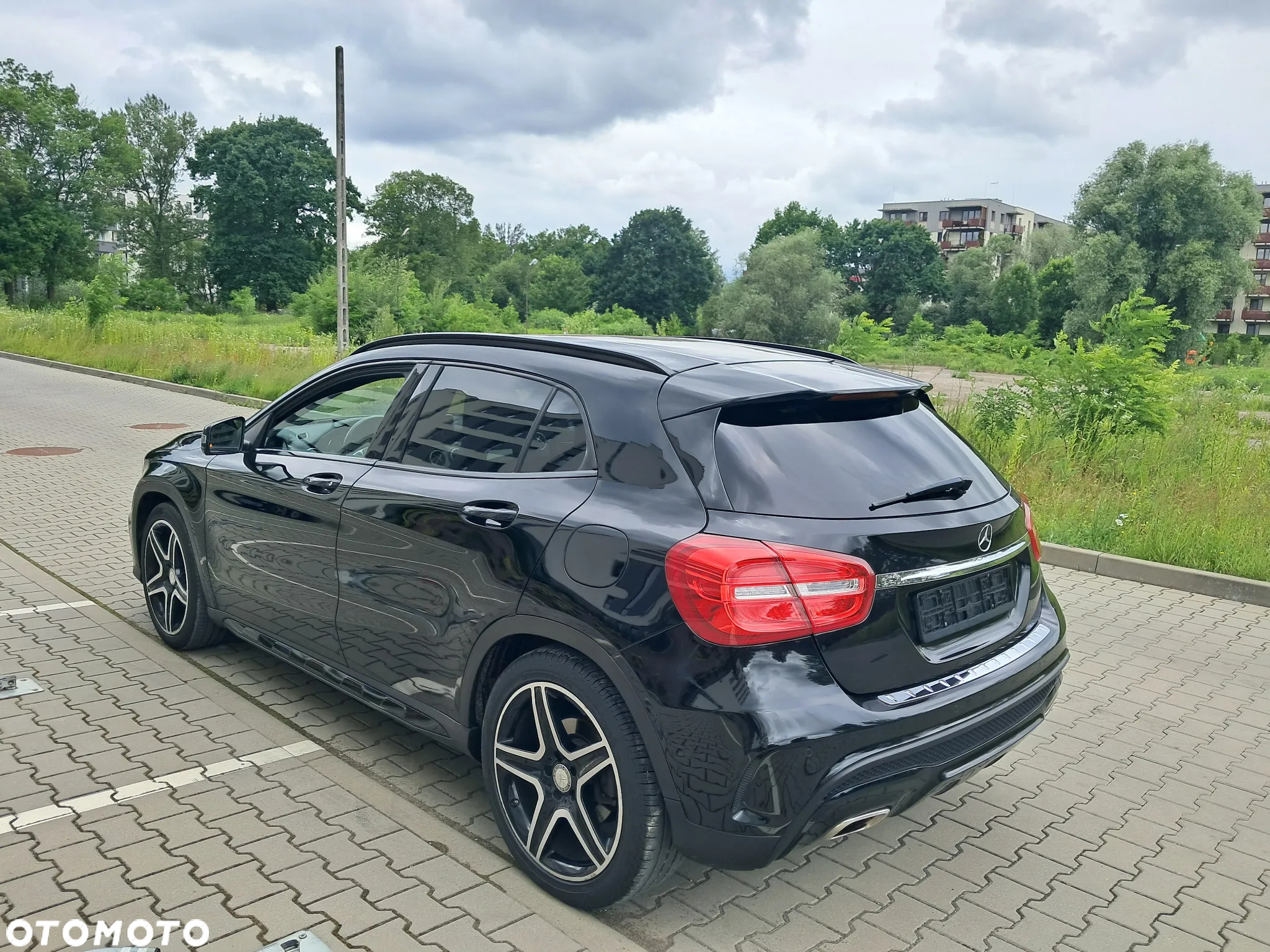 Mercedes-Benz GLA 250 4-Matic AMG Line - 7