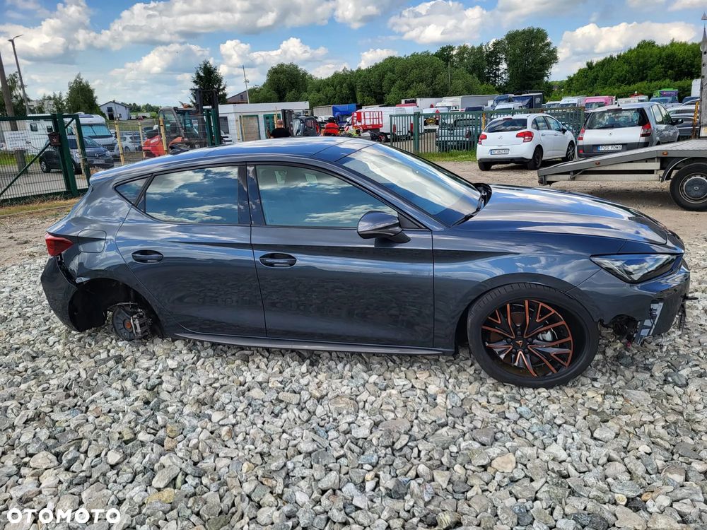 Cupra Leon 1.5 e-Hybrid PHEV Tribe Edition DSG - 19