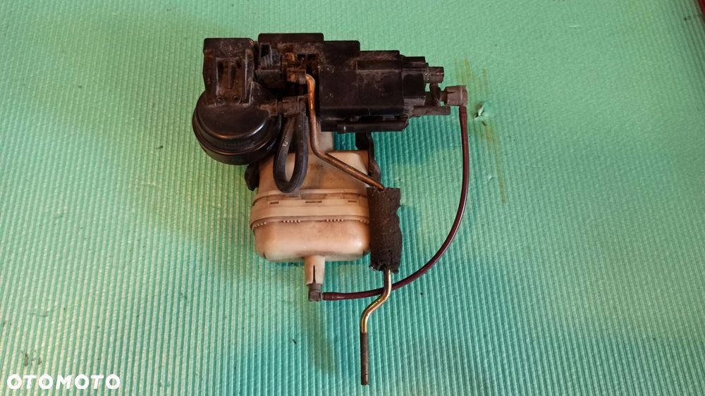 zamek siłownik klapy mercedes sl r230 2307500085 - 4