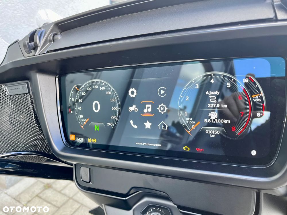 Harley-Davidson Touring Street Glide - 8