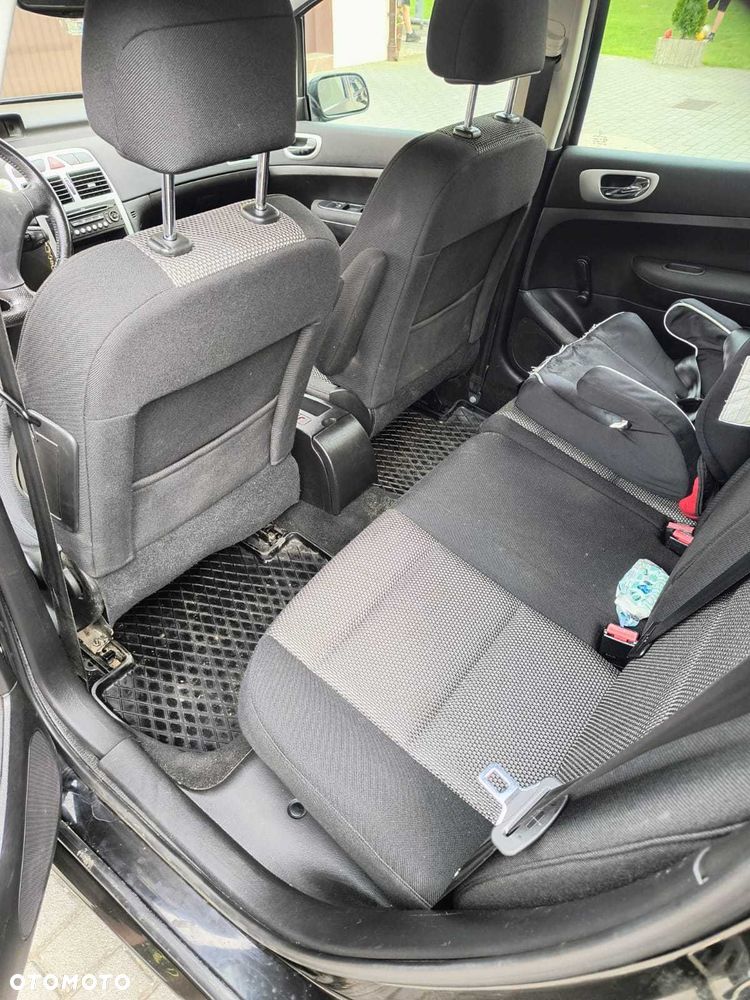Peugeot 307 - 8
