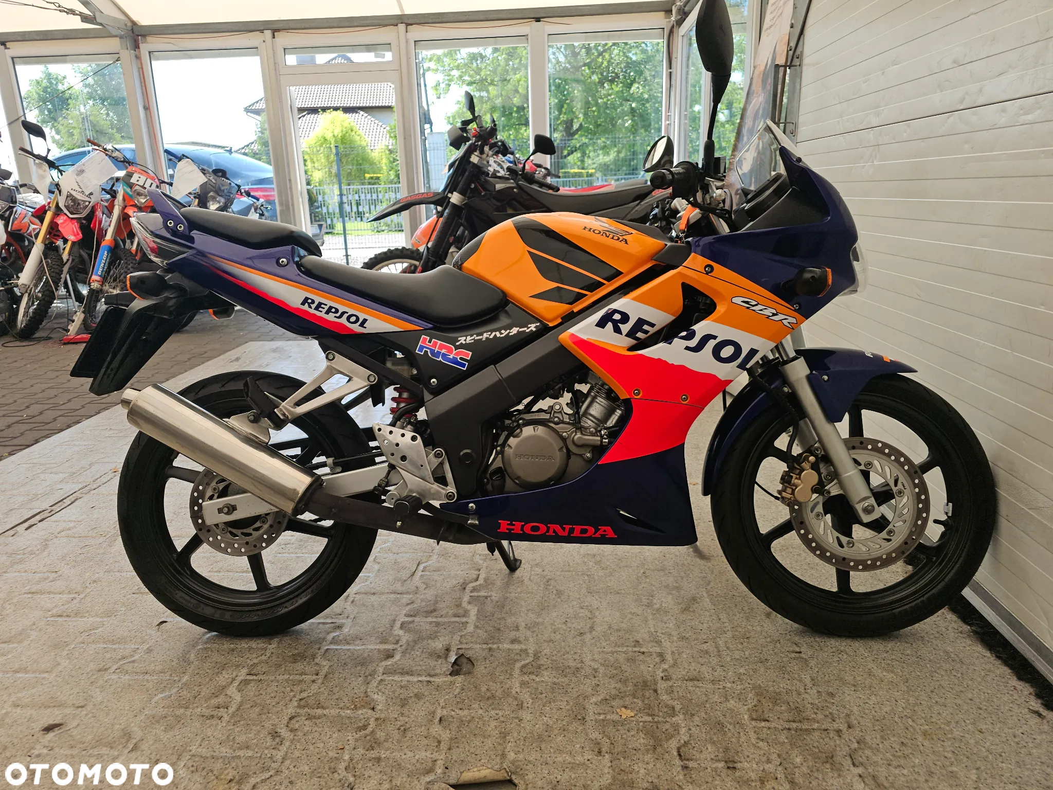 Honda CBR - 25