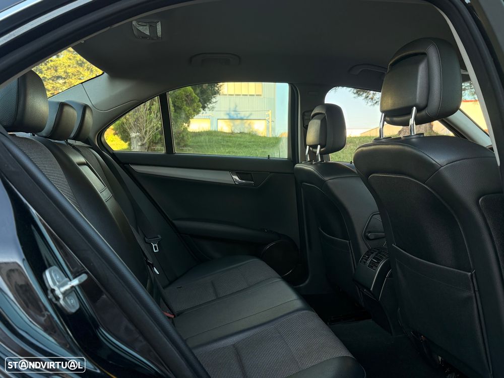 Mercedes-Benz C 220 CDI DPF Avantgarde - 12
