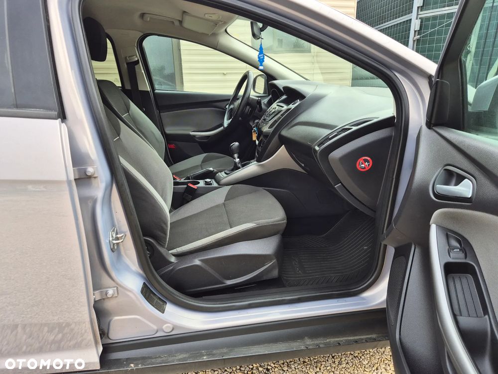 Ford Focus - 16