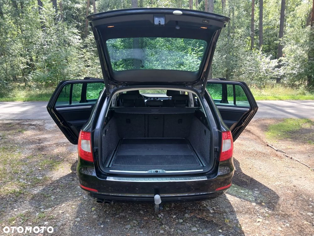 Skoda Superb 2.0 TDI 4x4 DSG FAMILY - 6