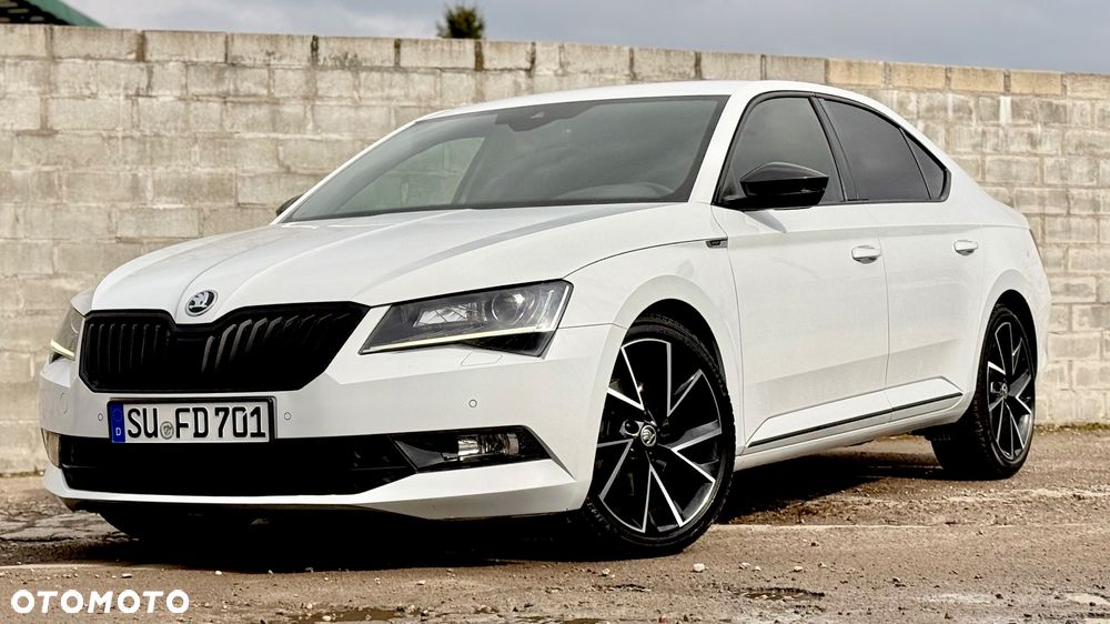 Skoda Superb 2.0 TDI DSG Sportline - 1