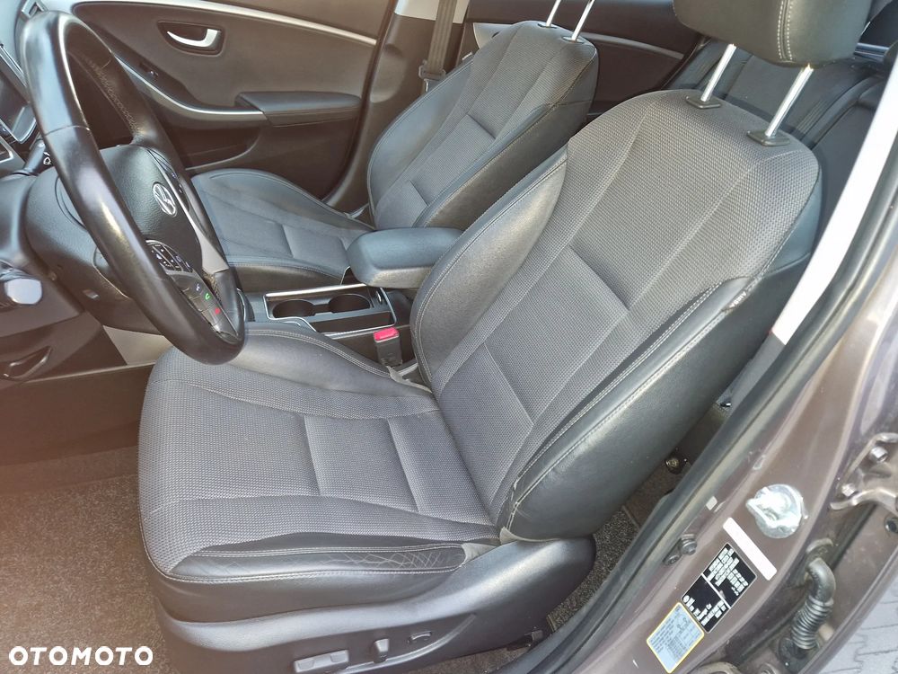 Kia Ceed 1.6 GDI Business Line - 28