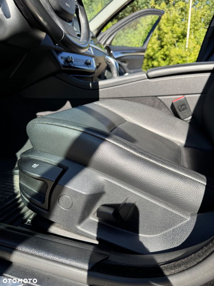 BMW Seria 5 520d - 9