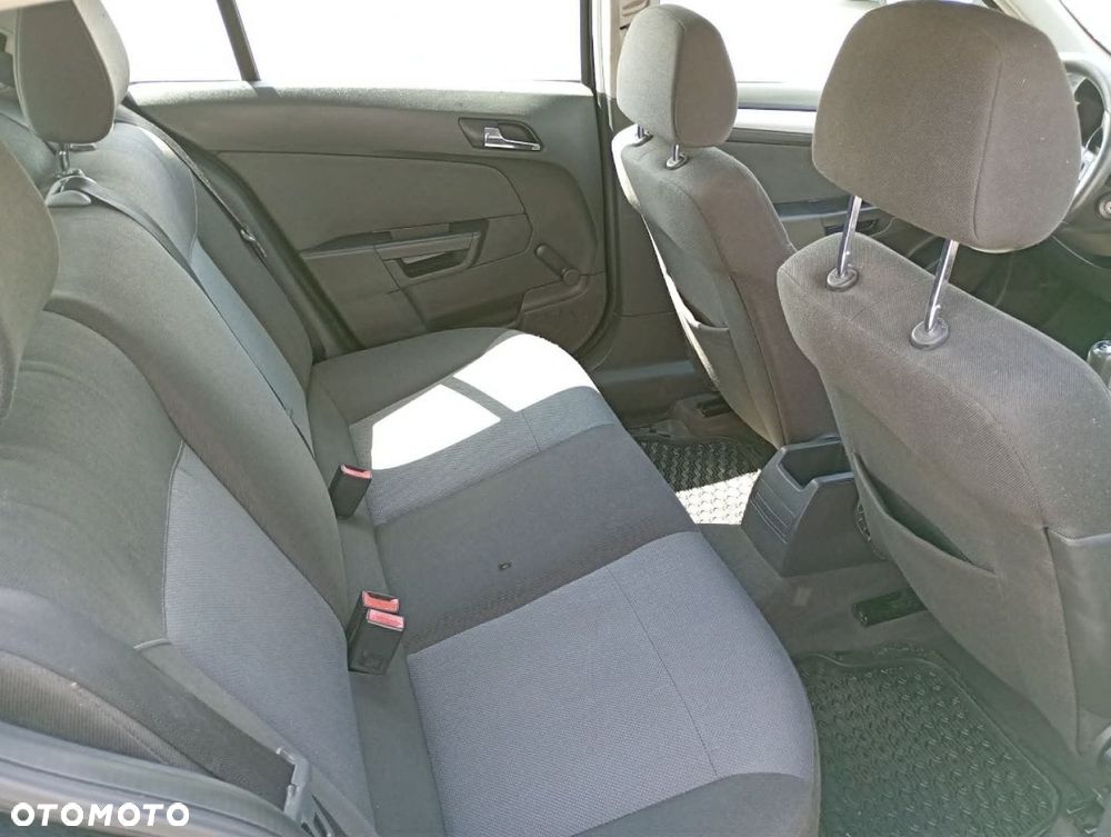 Opel Astra - 9