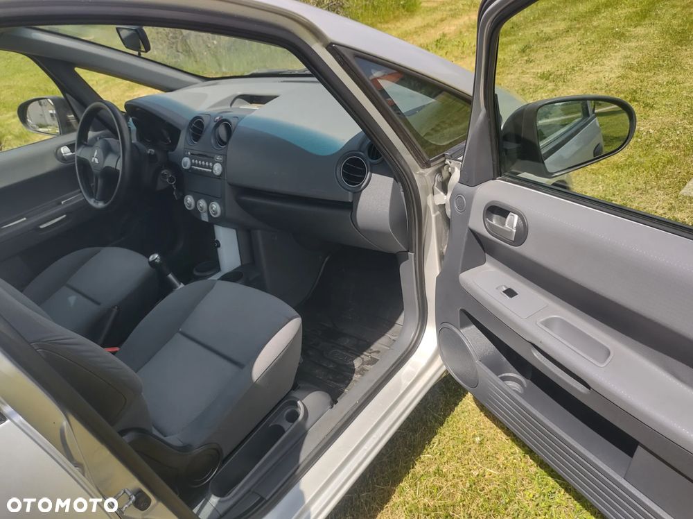 Mitsubishi Colt 1.3 Invite - 10