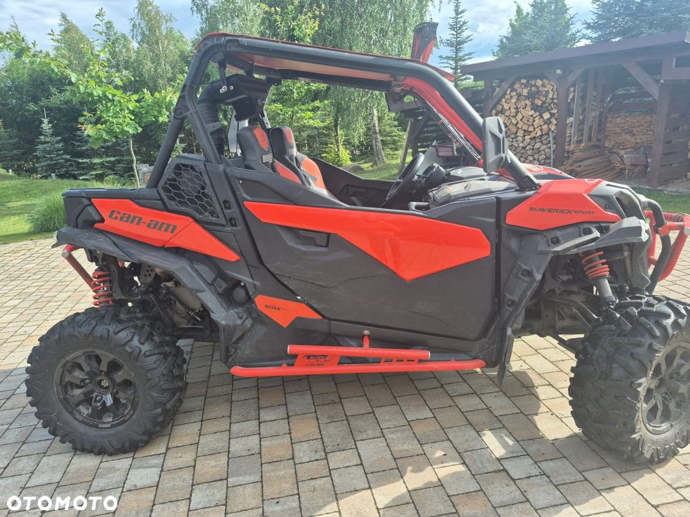 Can-Am Maverick - 4