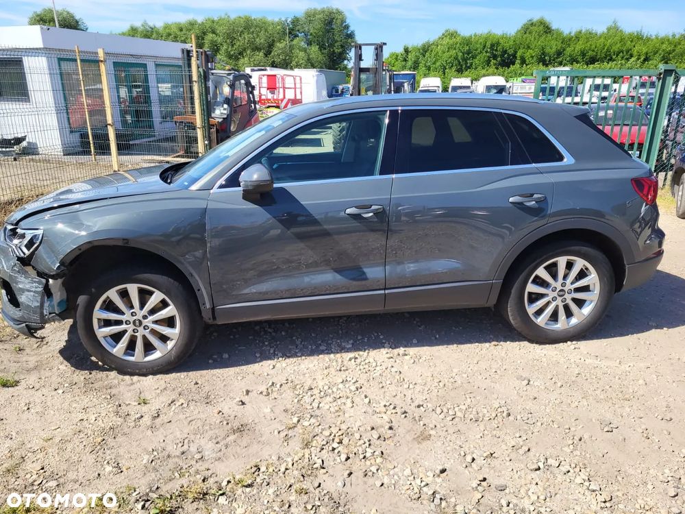 Audi Q3 - 11