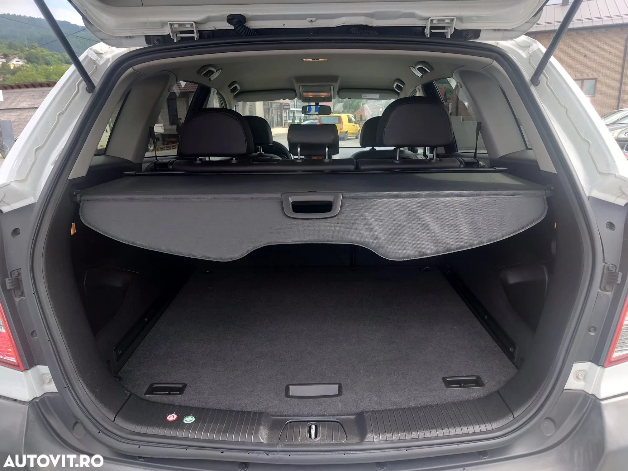 Opel Antara 2.2 CDTI 4x4 Aut. Cosmo - 11