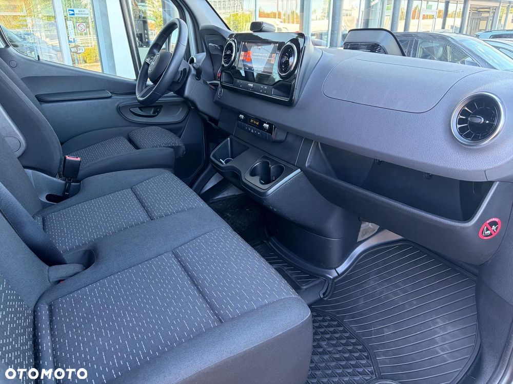 Mercedes-Benz Sprinter L3H2 Furgon - 13