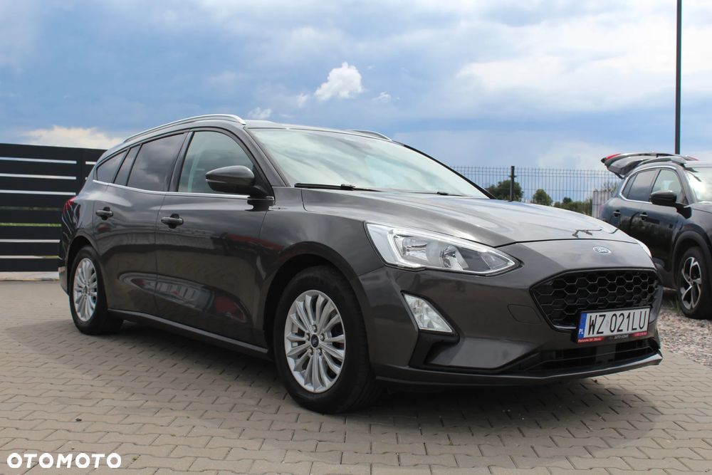 Ford Focus 1.0 EcoBoost STart-Stopp-System TITANIUM - 6