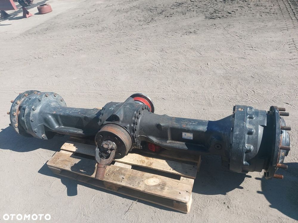 OŚ MOST TYŁ 4474051332 4474451129-B 333/T3834 MT-L-3075 FADROMA JCB 4345 - 2