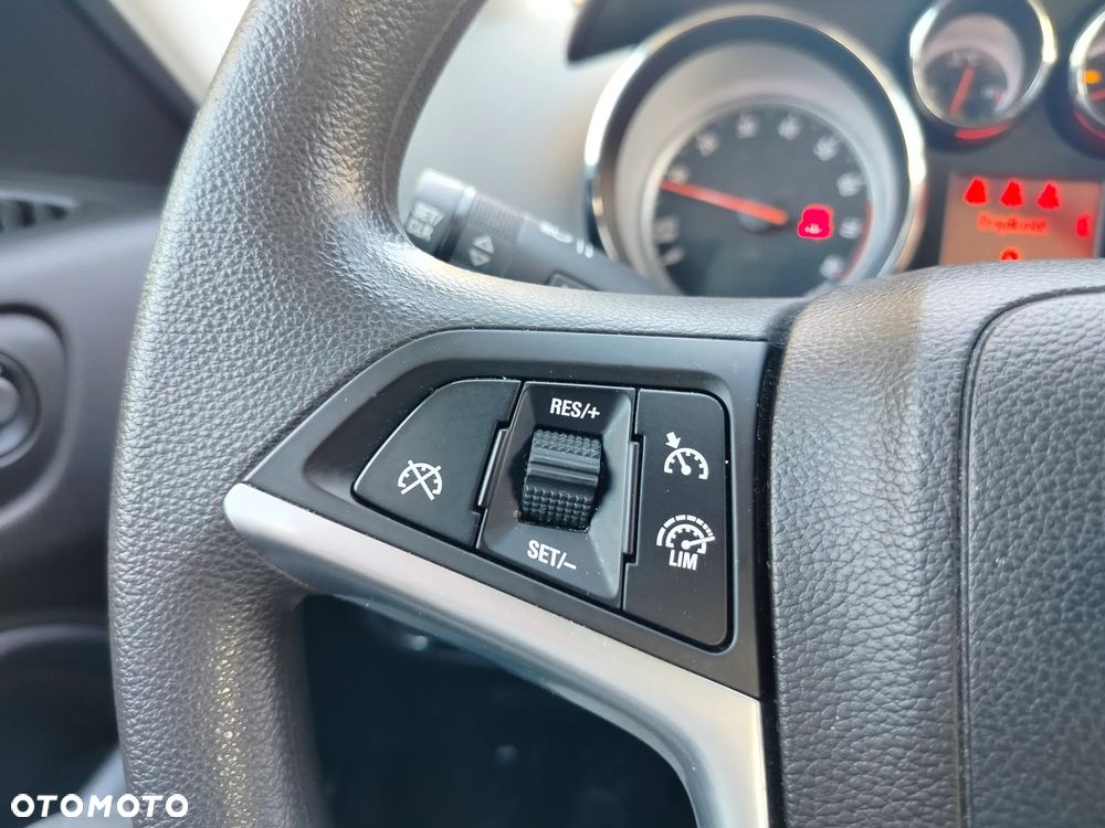 Opel Zafira 1.4 T Cosmo EcoFLEX S&S - 32