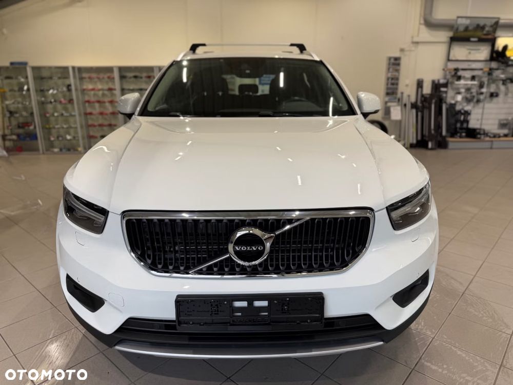 Volvo XC 40 T5 Plug-In Hybrid Momentum - 9