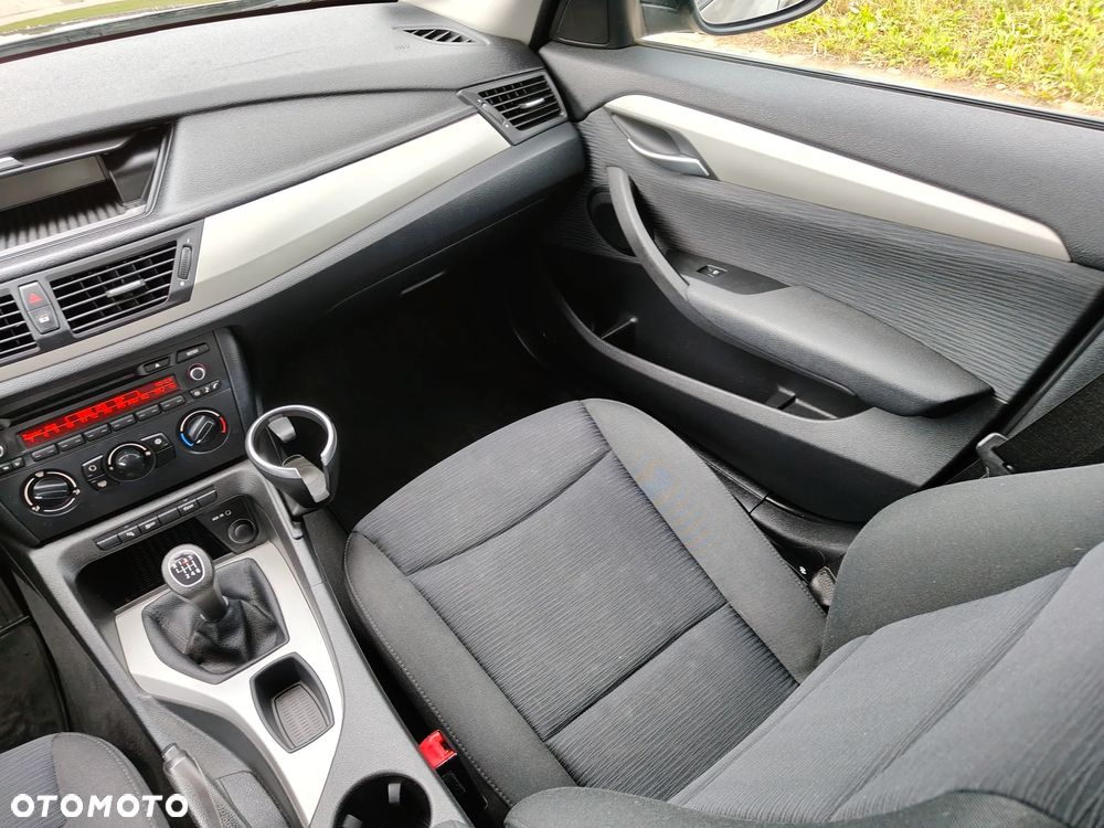 BMW X1 sDrive18d - 13