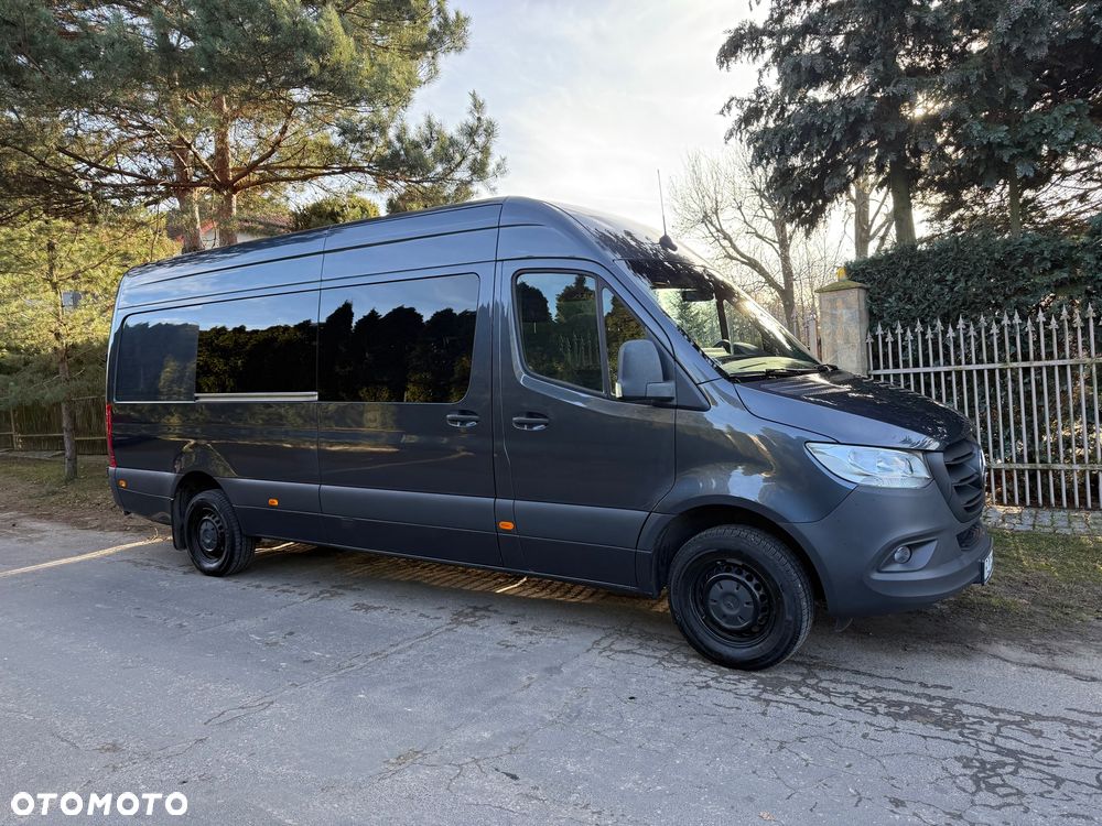 Mercedes-Benz Sprinter - 1