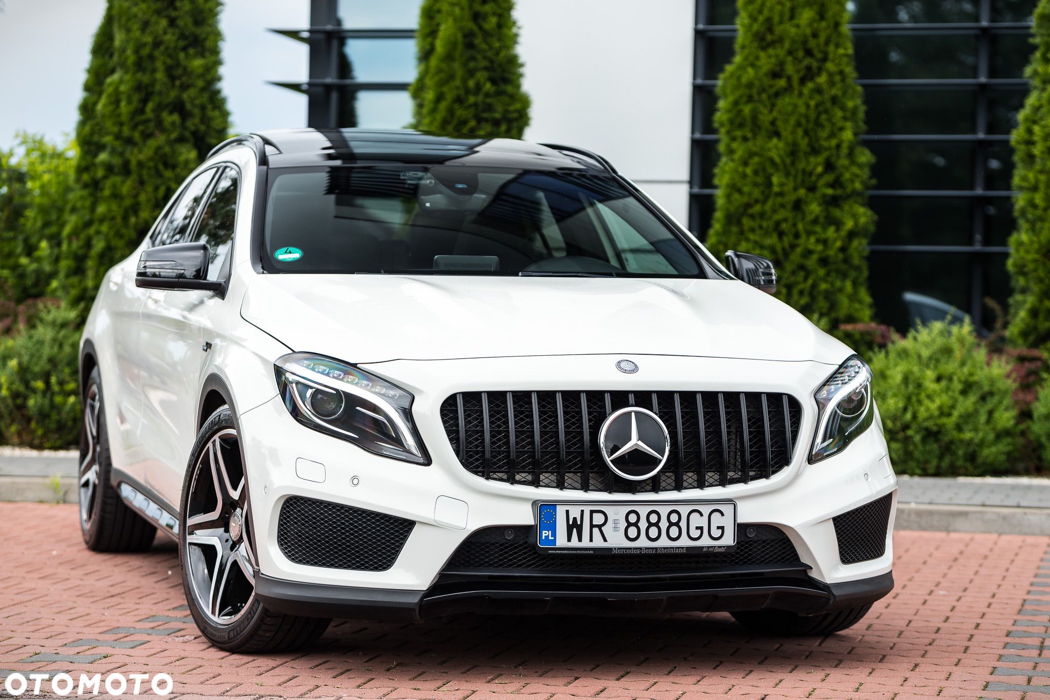 Mercedes-Benz GLA 200 7G-DCT AMG Line - 1