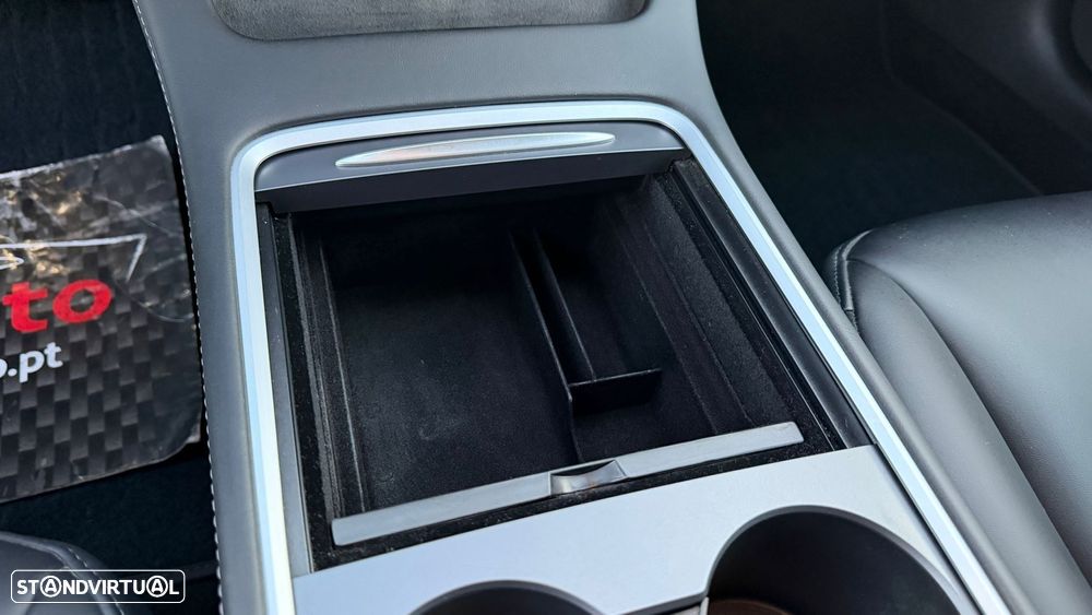 Tesla Model 3 Performance Dual Motor AWD - 37