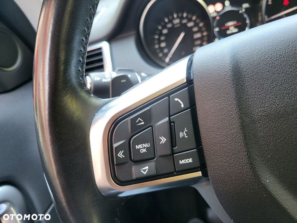 Land Rover Discovery Sport - 35