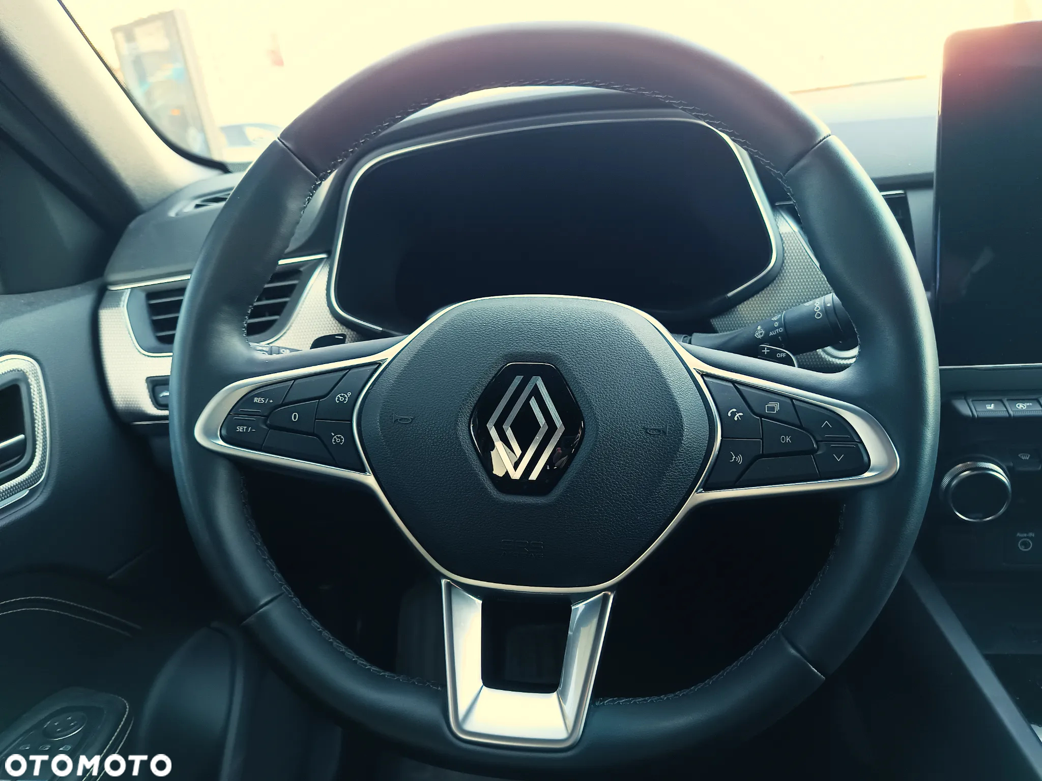 Renault Arkana 1.3 TCe mHEV Techno EDC - 14
