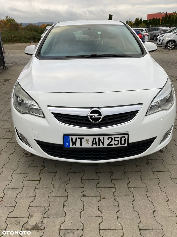 Opel Astra 1.4 EcoFLEX Cosmo - 5